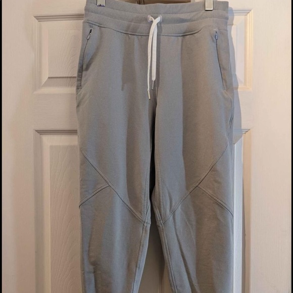 Lululemon pants - Picture 1 of 4